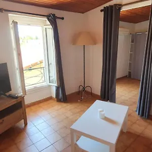 https://agrable-maison-de-ville-quipe-et-climatise.fr-provencehotel.com